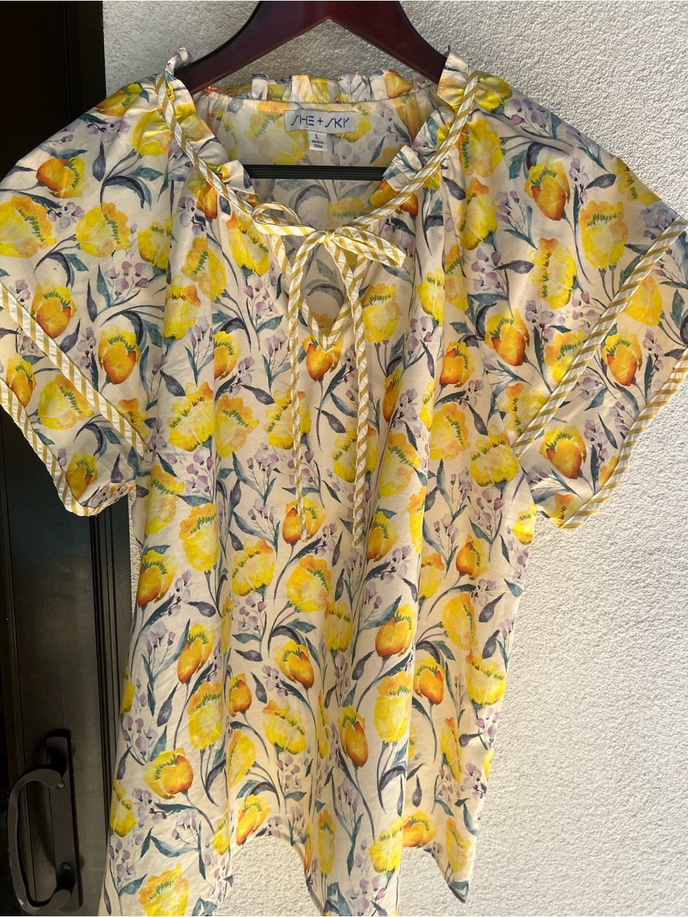 ๐ She + Sky Lemon Floral Blouse โ Size Large
